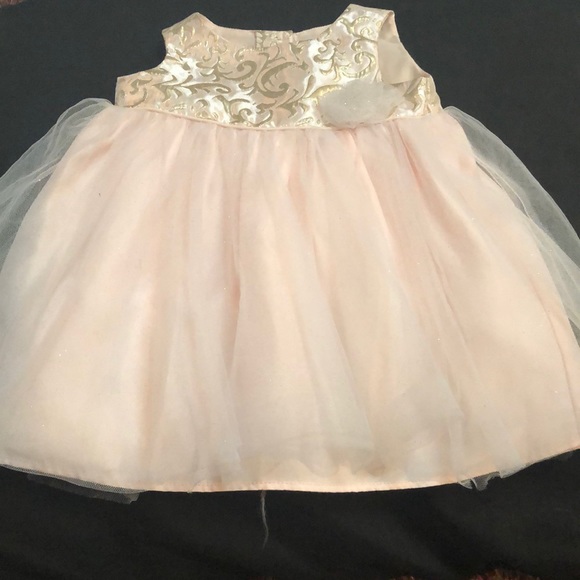 Pretty as a picture gorgeous dress - Picture 2 of 8